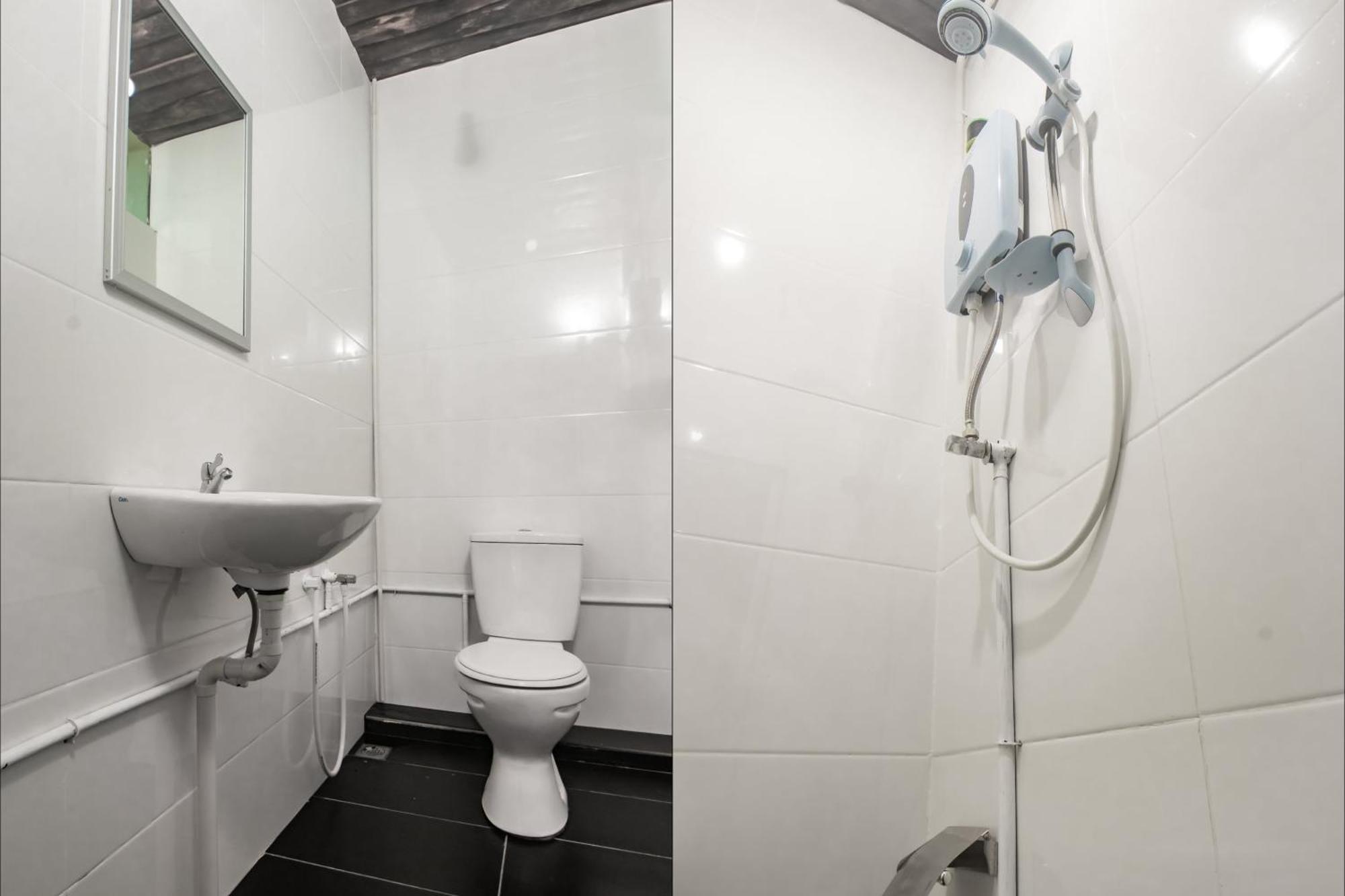 Oyo 90094 Hi Inn 3 Sibu Εξωτερικό φωτογραφία